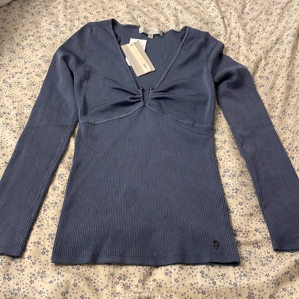 NWT Guess LS sweater